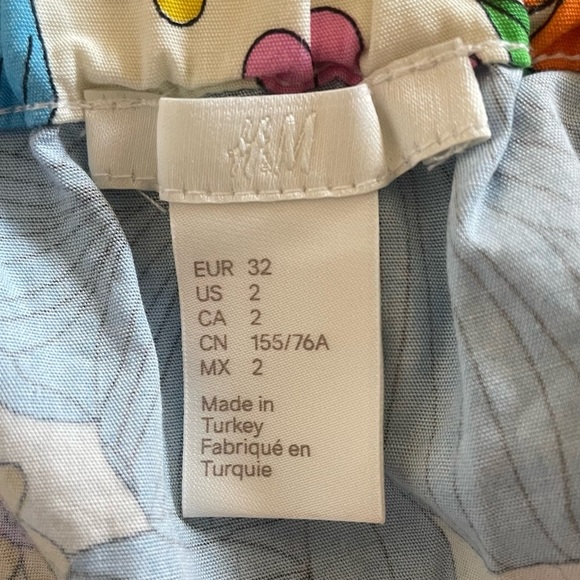 H&M Floral Off the Shoulder Top Blouse Women’s 2 Puff Sleeve 70s Vintage Vibes - Picture 2 of 13